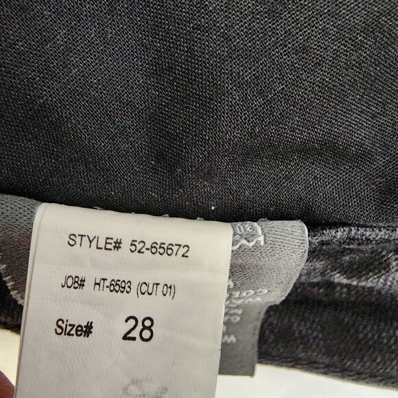 Torrid Womens Shorts Size 28 Black Button Fly 5 Inch Vintage Stretch High-Rise - Picture 9 of 9